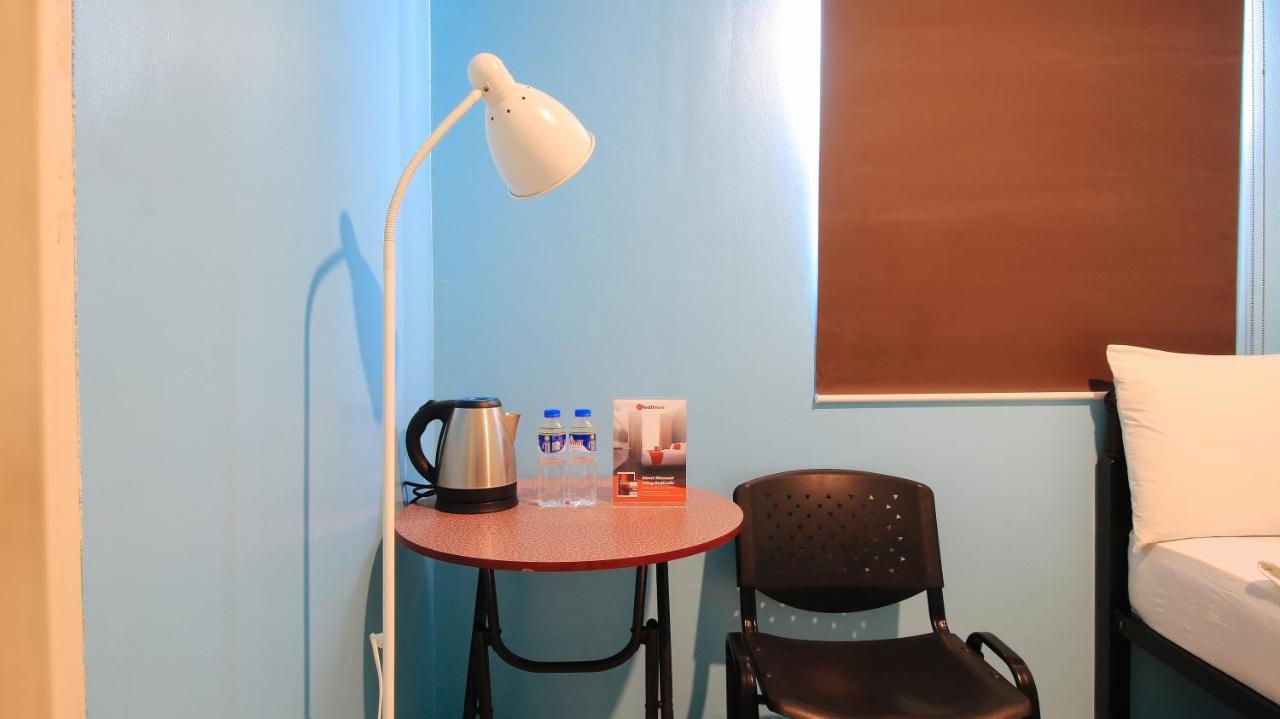 Reddoorz At Hotel Rosemarie Pasay Eksteriør billede