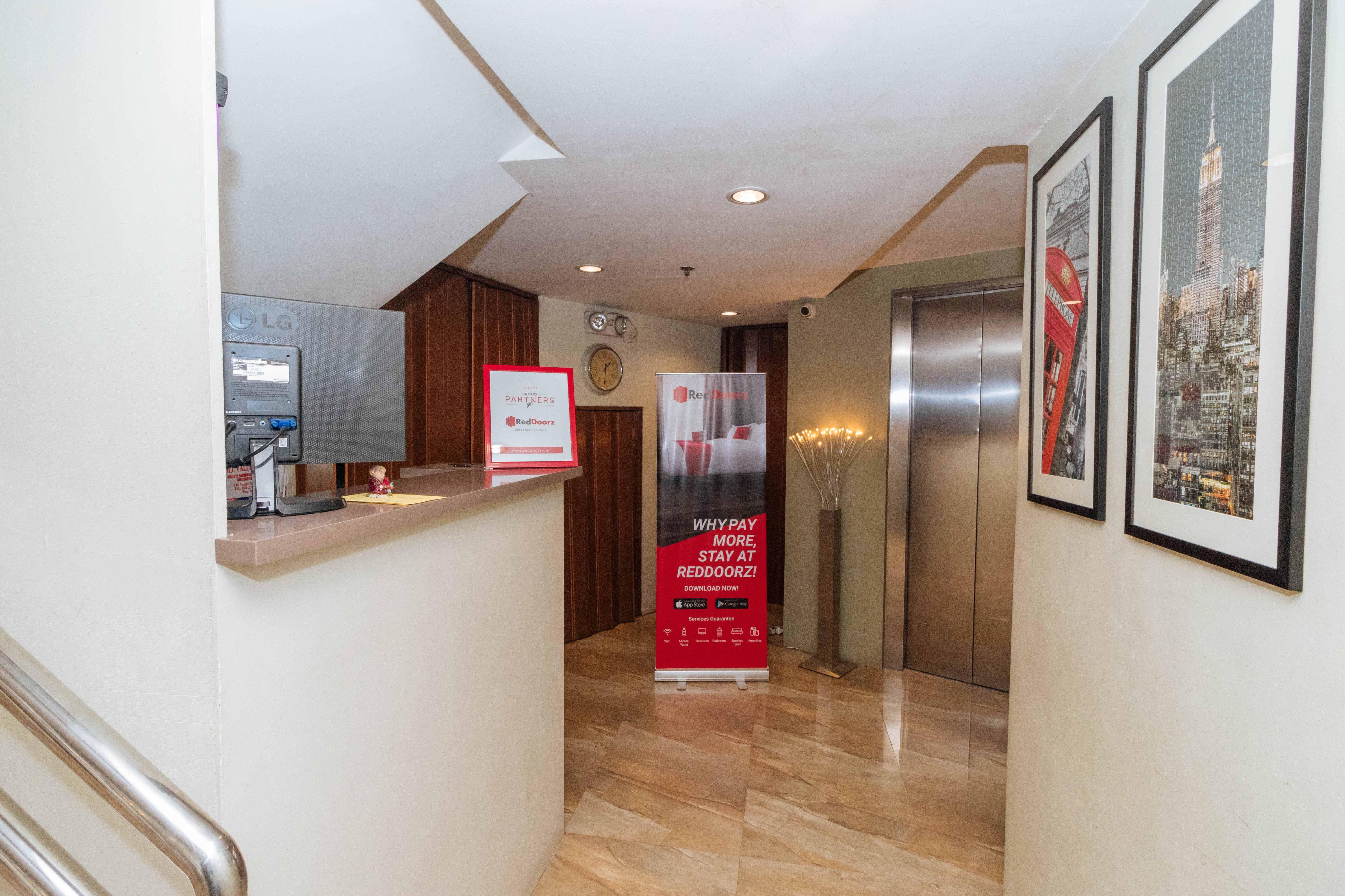 Reddoorz At Hotel Rosemarie Pasay Eksteriør billede