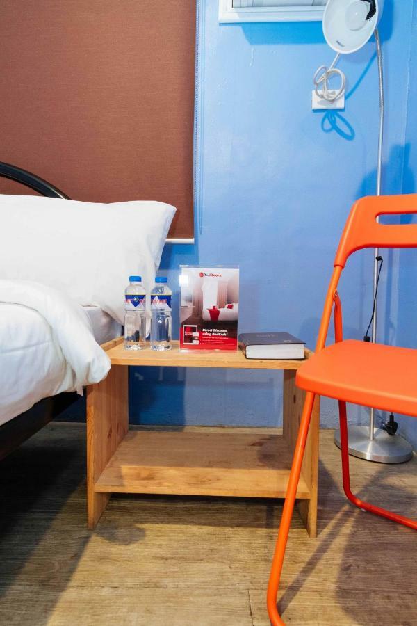Reddoorz At Hotel Rosemarie Pasay Eksteriør billede